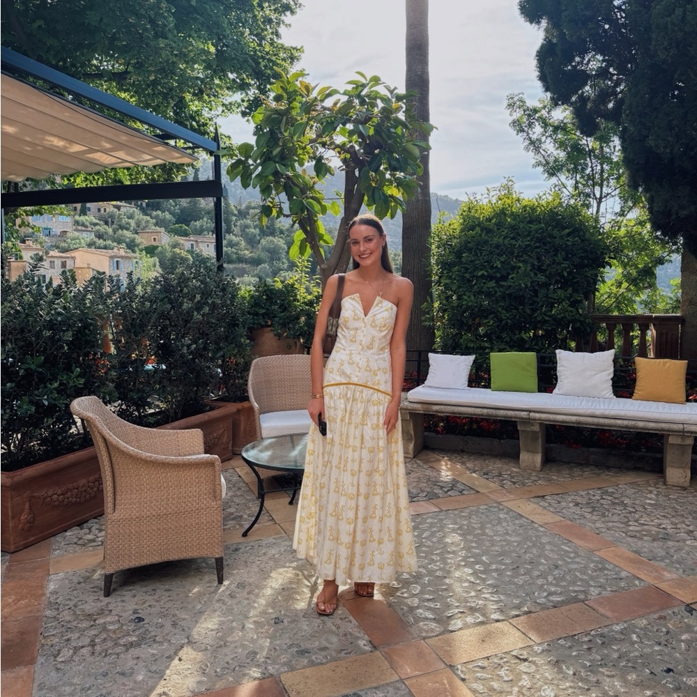 Meet your Posher, Victoria